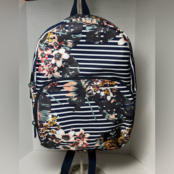 ROXY Lightweight Backpack - Picture 1 of 8